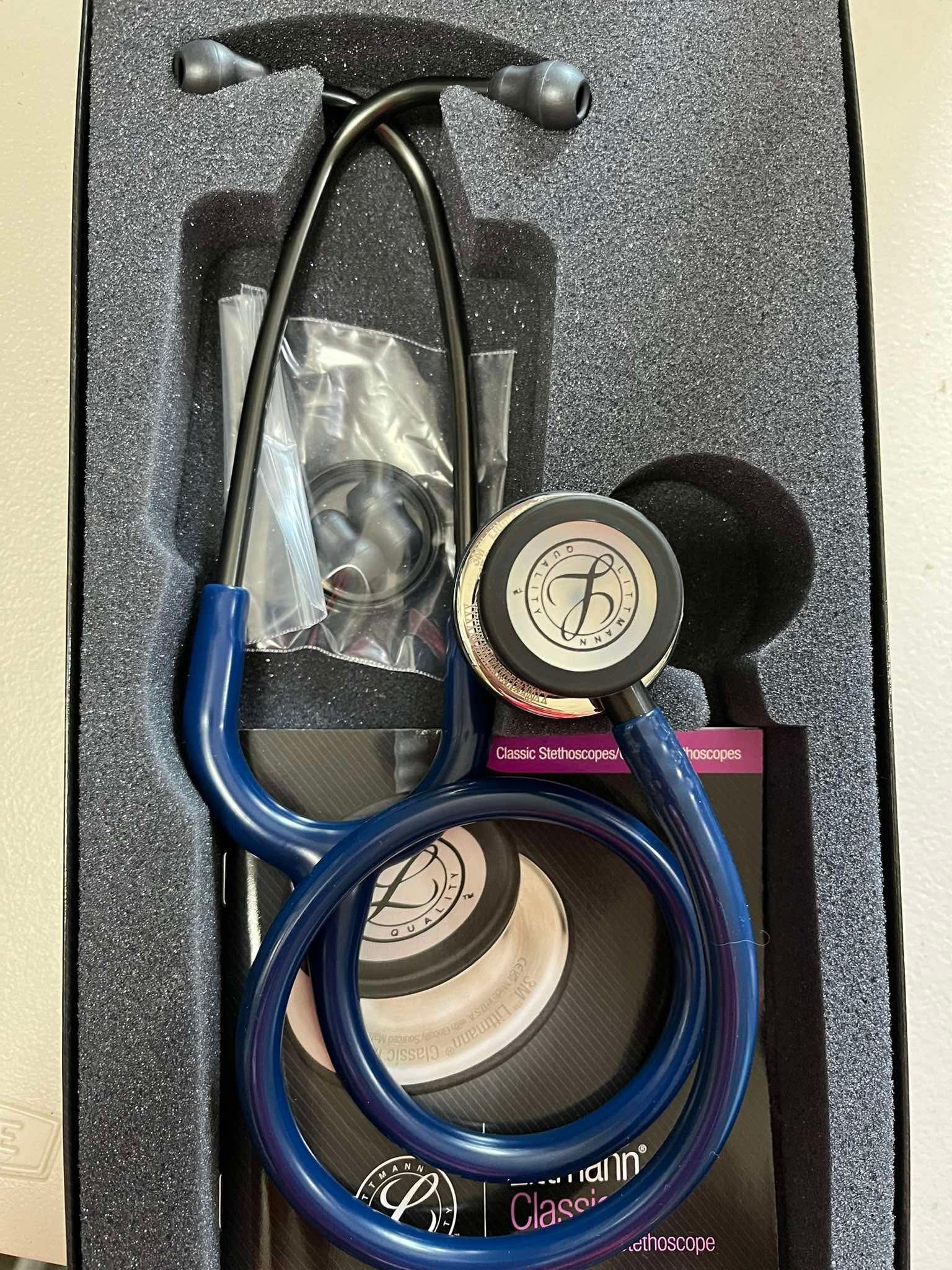 MIS-ENGRAVED Littmann Classic III Stethoscope Navy #5863 front view